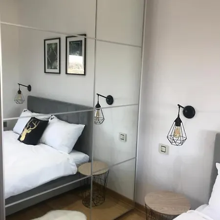 Panorama Lux U Pekovic S6-13 I S5-7 *